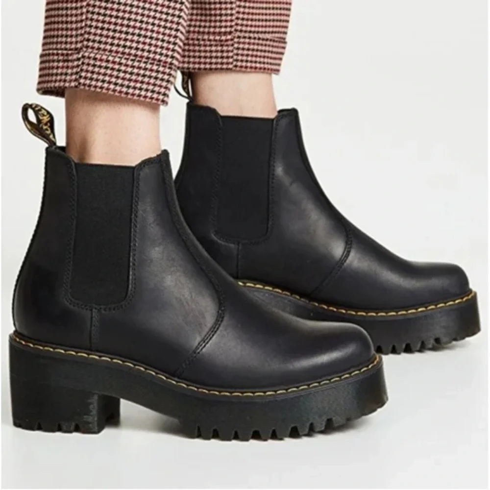 Dr. Marten Rometty Chelsea oiled Boots 8 Ladies Black